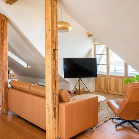 Riverside Flat With A Beautiful View Over * Riga